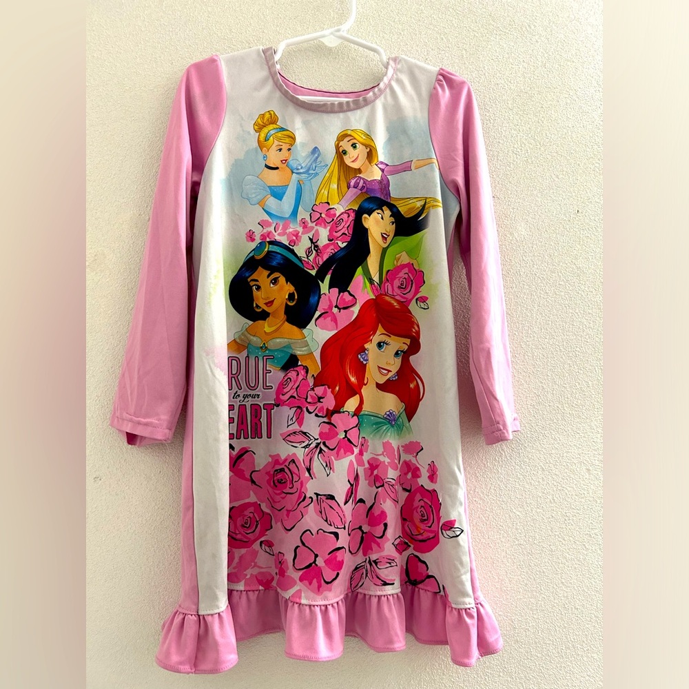 🦋 Pink Disney Princess Nightgown for girls size 6!